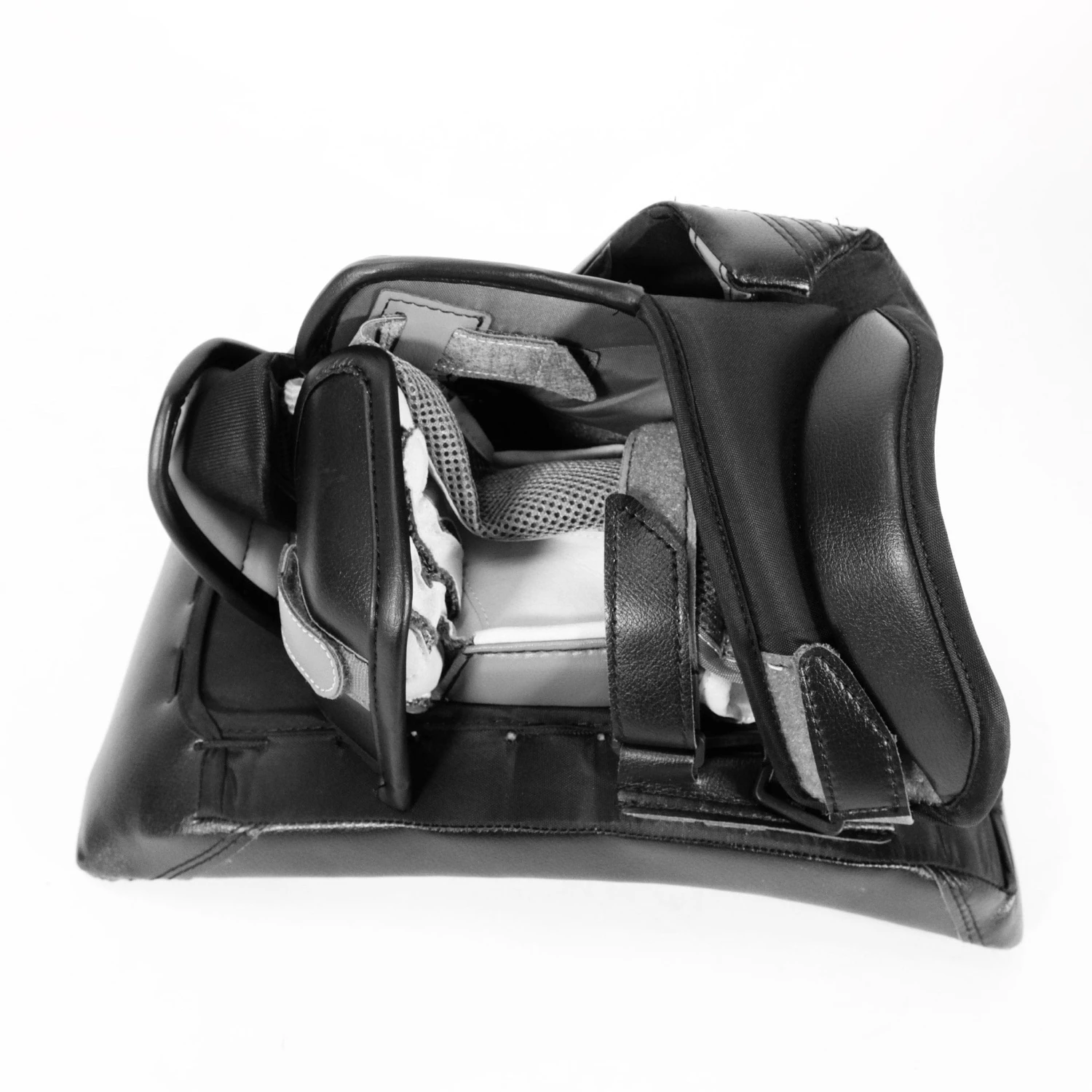 Warrior Ritual G6.1 Pro+ Senior Goalie Blocker 21 Warrior Ritual G6.1 Pro+ Senior Goalie Blocker - Image 19