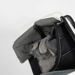 Warrior Ritual G6 E+ Junior Goalie Blocker -Warrior warrior blockers warrior ritual g6 e junior goalie blocker 29106371559490