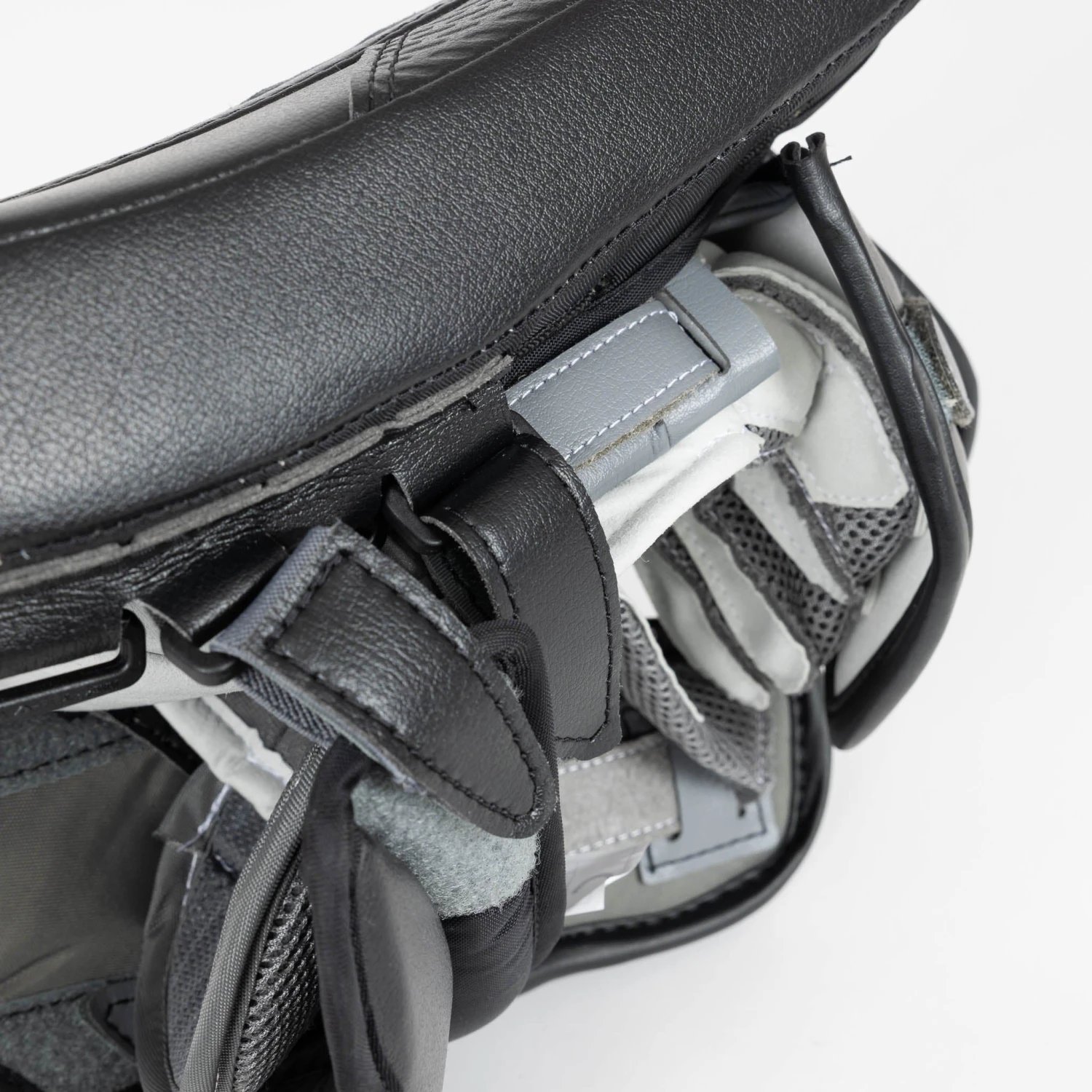 Warrior Ritual G6 Pro+ Senior Goalie Blocker 7 Warrior Ritual G6 Pro+ Senior Goalie Blocker - Image 5