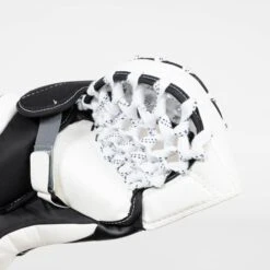 Warrior Ritual G6 E+ Junior Goalie Catcher -Warrior warrior catchers warrior ritual g6 e junior goalie catcher 30363699937346