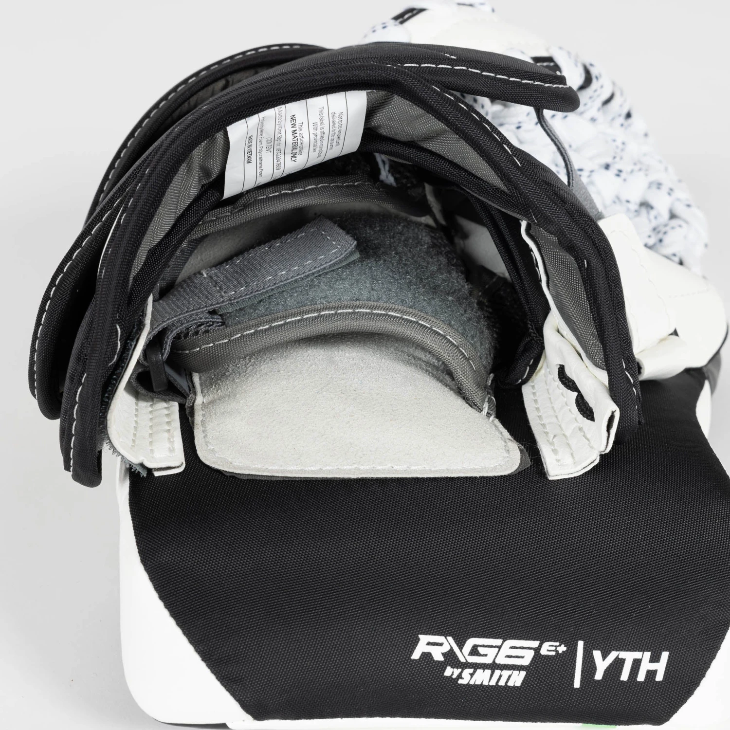 Warrior Ritual G6 E+ Youth Goalie Catcher 11 Warrior Ritual G6 E+ Youth Goalie Catcher - Image 9