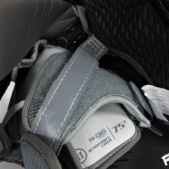 Warrior Ritual G6 Pro+ Senior Goalie Catcher 34 Warrior Ritual G6 Pro+ Senior Goalie Catcher -Warrior warrior catchers warrior ritual g6 pro senior goalie catcher 29106393514050