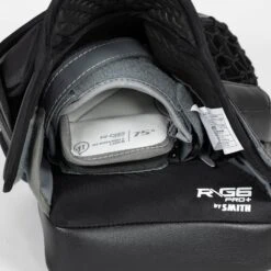 Warrior Ritual G6 Pro+ Senior Goalie Catcher 33 Warrior Ritual G6 Pro+ Senior Goalie Catcher -Warrior warrior catchers warrior ritual g6 pro senior goalie catcher 29106393677890