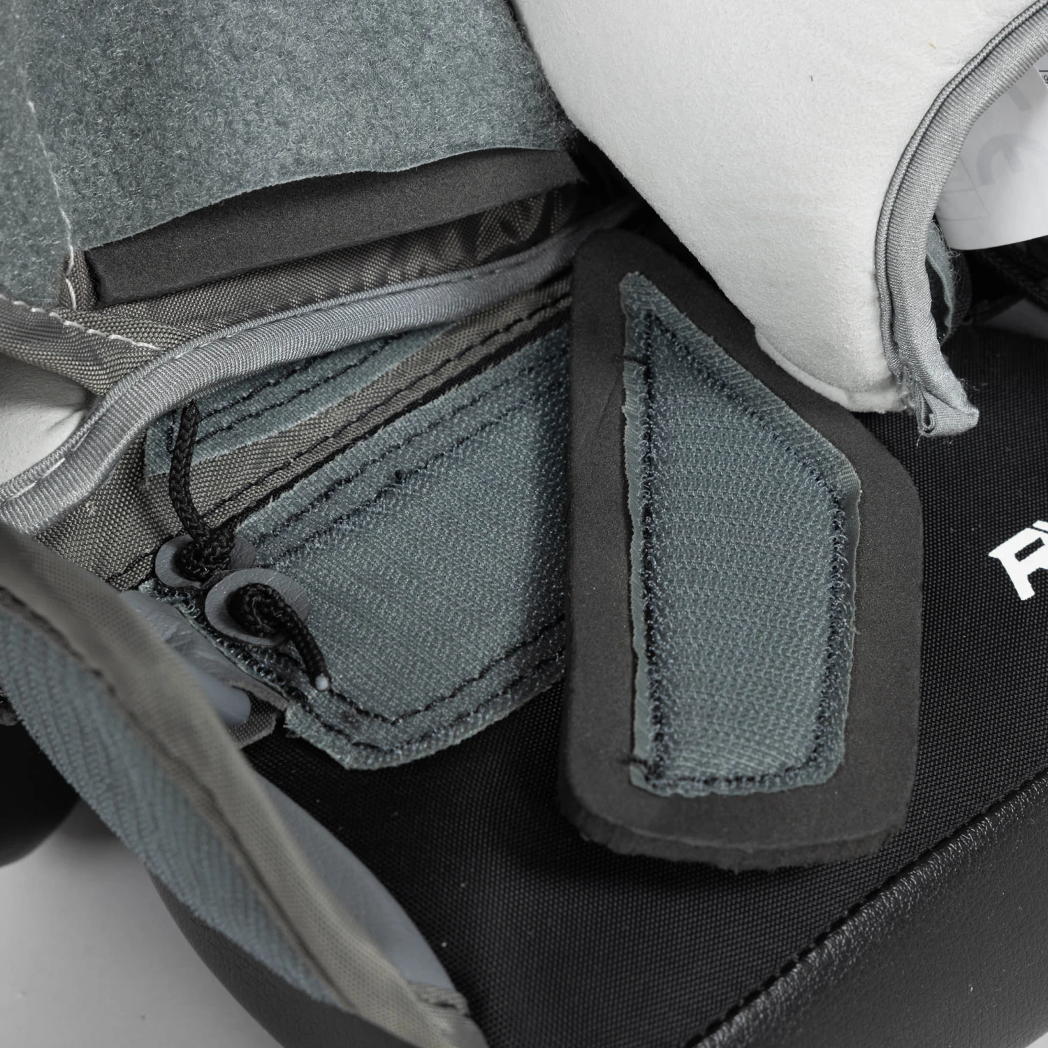 Warrior Ritual G6 Pro+ Senior Goalie Catcher 18 Warrior Ritual G6 Pro+ Senior Goalie Catcher - Image 16