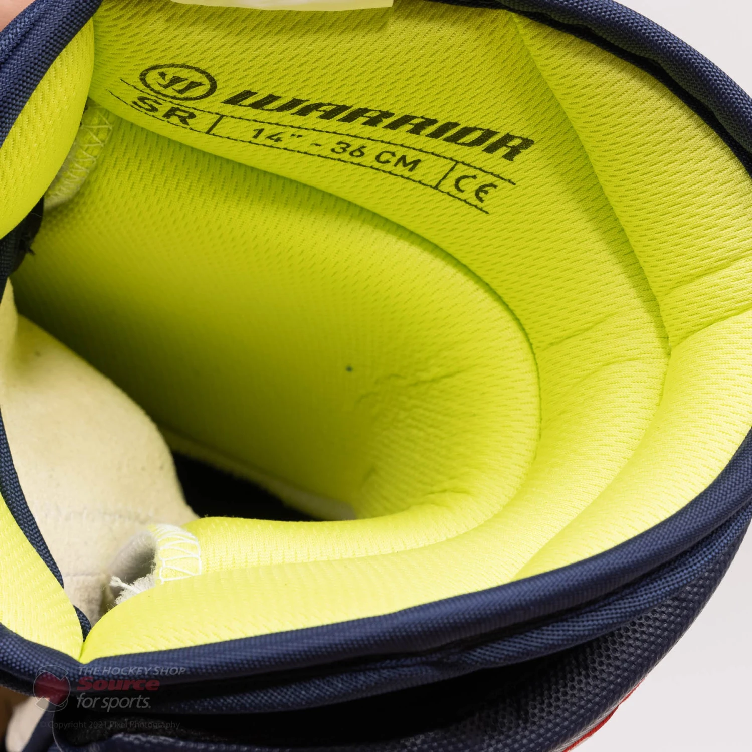 Warrior Alpha FR Pro Senior Hockey Gloves 13 Warrior Alpha FR Pro Senior Hockey Gloves - Image 11