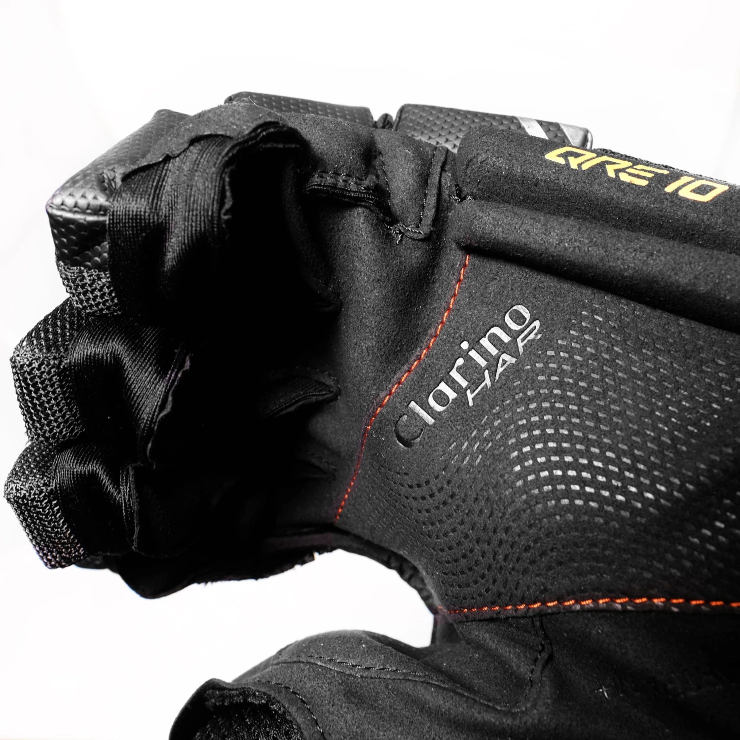 Warrior Covert QRE 10 Silver Series Senior Hockey Gloves 4 Warrior Covert QRE 10 Silver Series Senior Hockey Gloves - Image 3