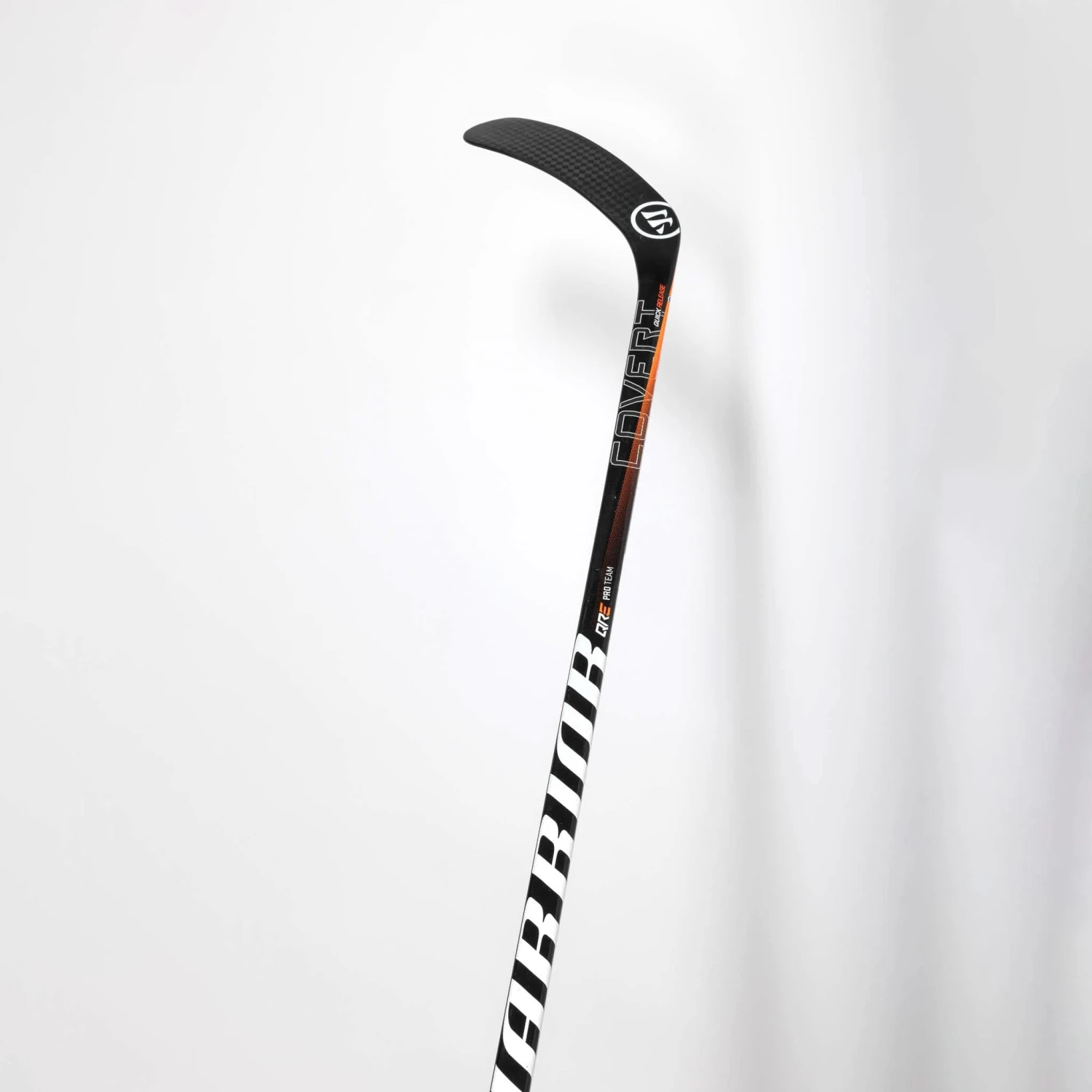 Warrior Covert QR Edge Pro Team Intermediate Hockey Stick 8 Warrior Covert QR Edge Pro Team Intermediate Hockey Stick - Image 6