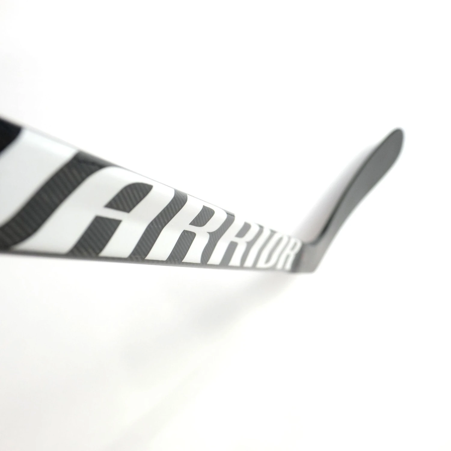 Warrior Novium Intermediate Hockey Stick 5 Warrior Novium Intermediate Hockey Stick - Image 3