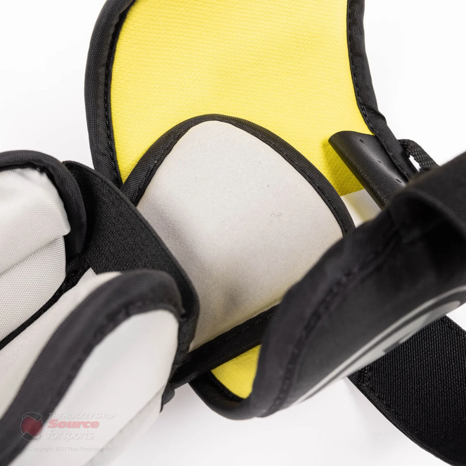 Warrior Ritual X3 E Junior Goalie Knee Pads 9 Warrior Ritual X3 E Junior Goalie Knee Pads - Image 7